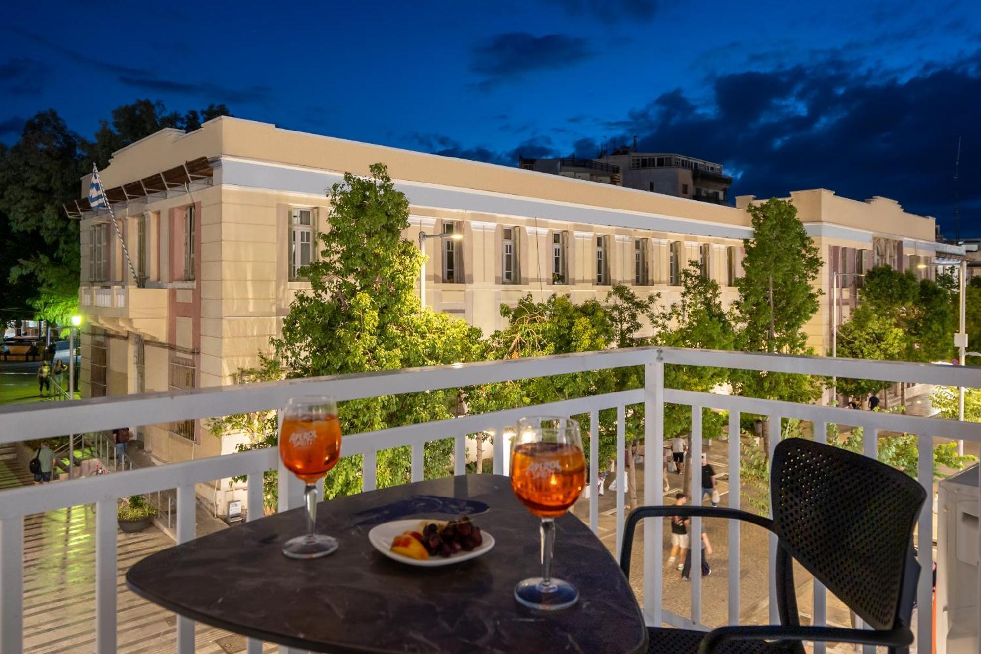 Luxury Suite In Downtown Iraklio Eksteriør bilde
